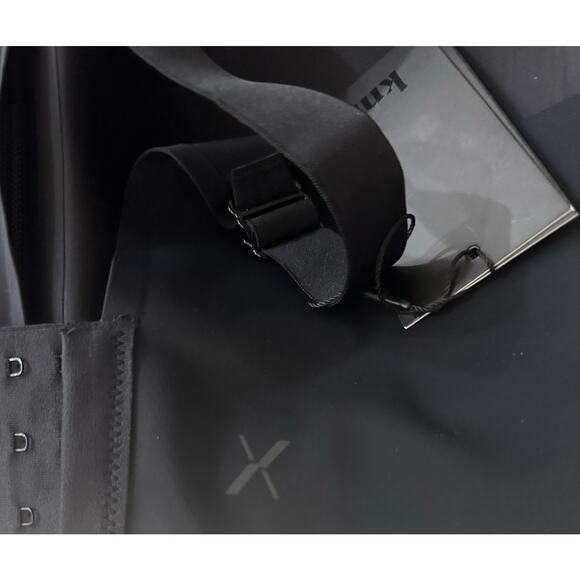 Knix- Catalyst Front Zip Sports Bra - Black - Size 8+ (NWT) - Picture 9 of 11